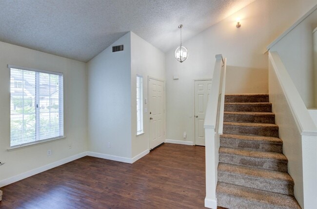 Photo - 1761 E Jordan Ave