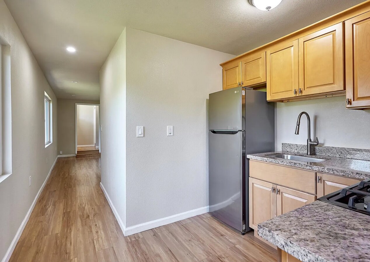 Photo - 4443 Briarcliff Rd