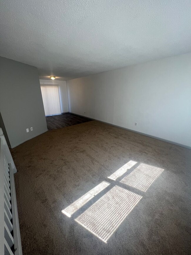 Photo - 429-431 Maple Grove Way Unit 431 Maple Grove Way