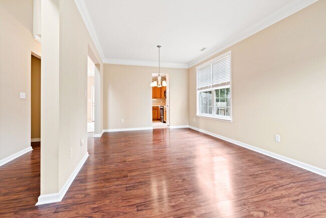 Photo - Delightful 4 Bedroom Minutes From Brier Creek and NW Raleigh.
