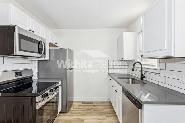 Photo - 3 bedroom 1 bath home - North Riverside