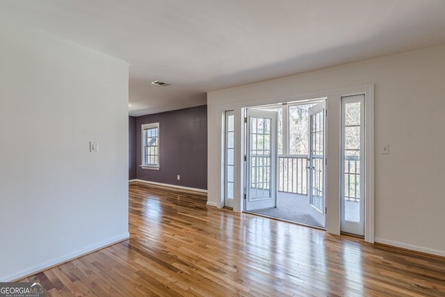 Photo - 1445 Monroe Dr NE Unit C47