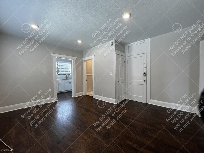 Photo - 1 br, 1 bath Condo - 409 E Jean St 3 3