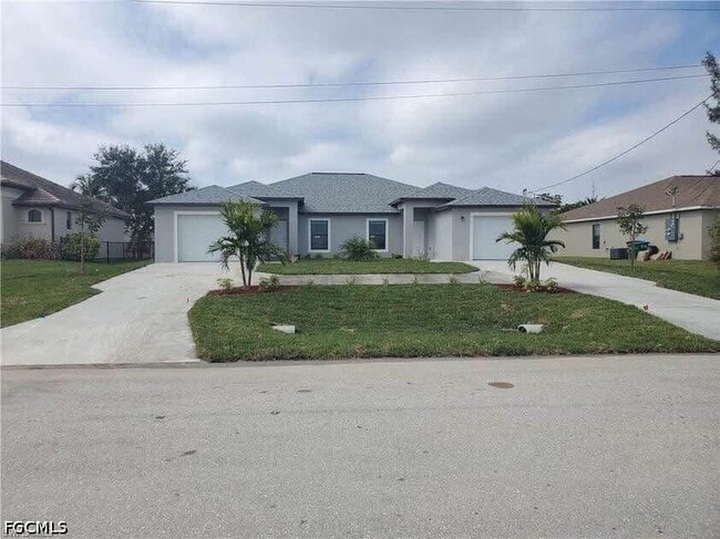 Building Photo - 3418 SW 17th Ave