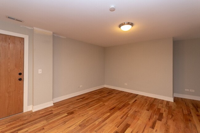 Photo - 562 W Arlington Pl Unit 501