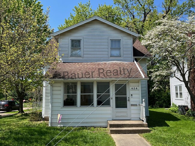 Two Bedroom Near Ashland University - Two Bedroom Near Ashland University House