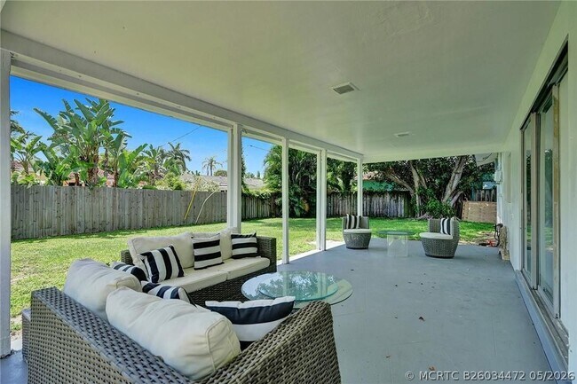 5101 NE 27th Ave