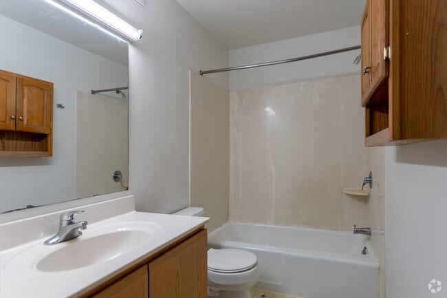 2BR, 1BA - Monona Shores Apartments