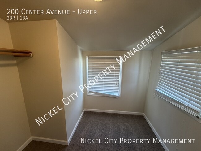 Photo - 200 Center Ave Unit Upper