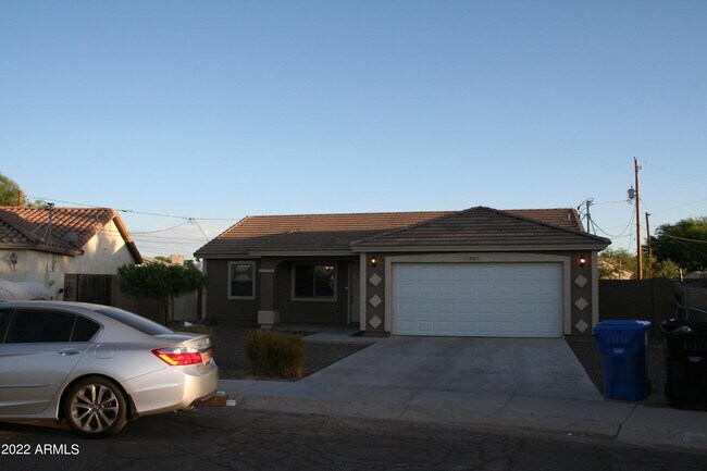 Photo - 11207 W Hopi St