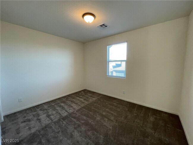 Photo - 11747 Emerald Lk Ave