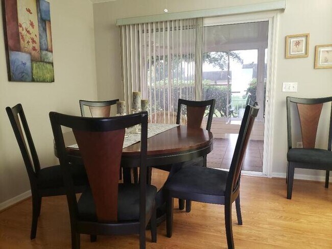 Photo - Fully Furnished 55+ Spruce Creek South Com...