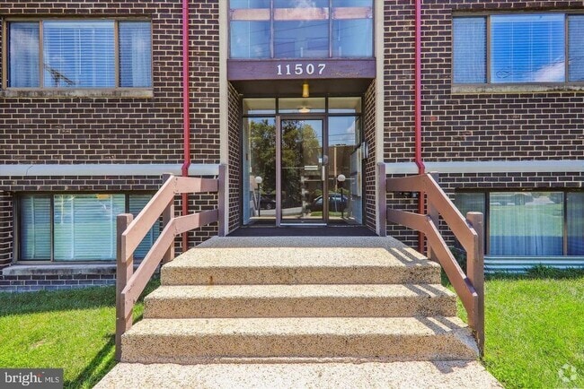Building Photo - 11503 Amherst Ave Rental
