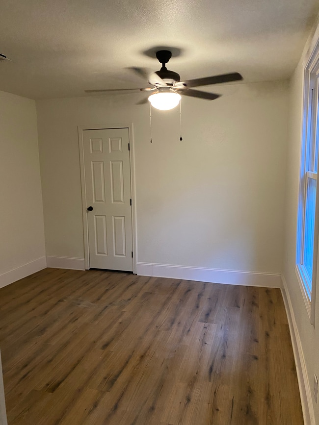 Photo - Hickory Street