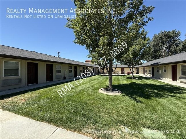 Building Photo - 1019 S Longmont Ave Unit 11