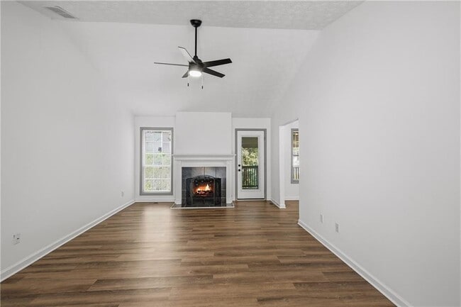 Photo - 3989 Courtlin Cove NW