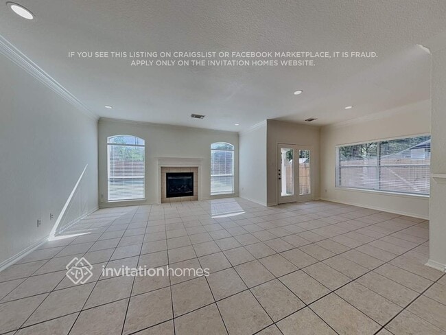 Photo - 15231 Henderson Point Dr