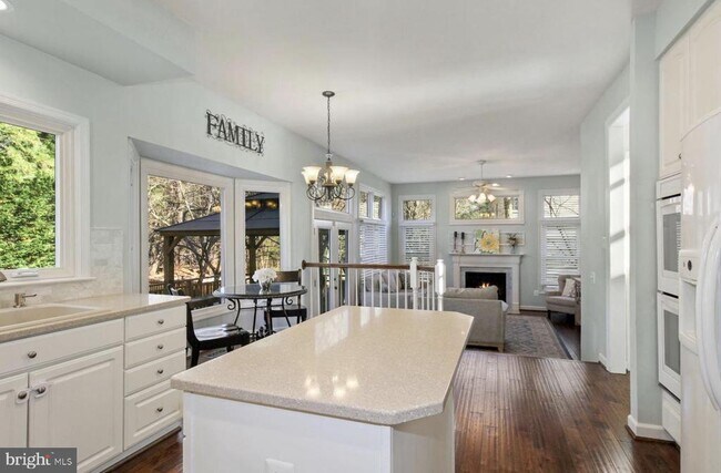 Photo - 114 Fordham Dr House