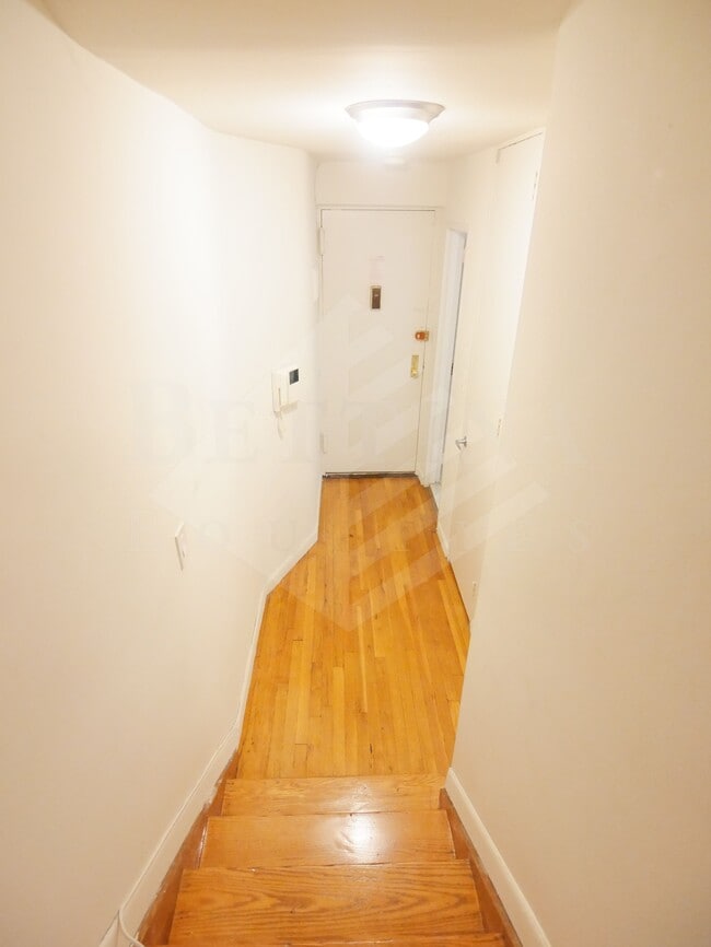 Photo - 104 East 31st Street