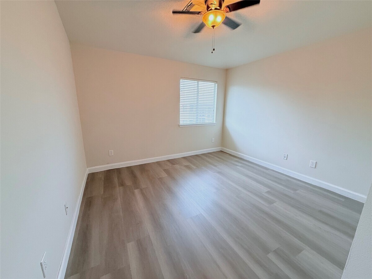 Photo - 26430 Richwood Oaks Dr