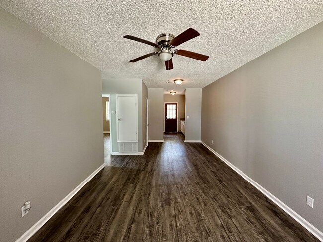 Photo - LARUAW 1103 Unidad WLARUA 1103 #A