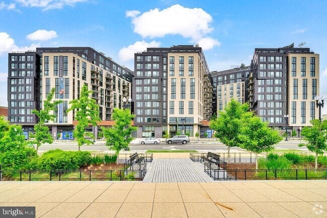 Building Photo - 113 Potomac Ave SW Unit 1200 Rental