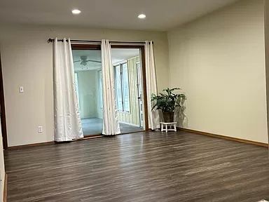 Photo - 1344 Caswell St