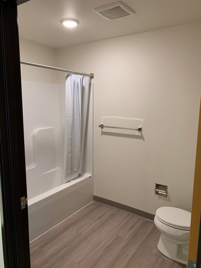 The Vine Apartments For Rent in La Crosse, WI