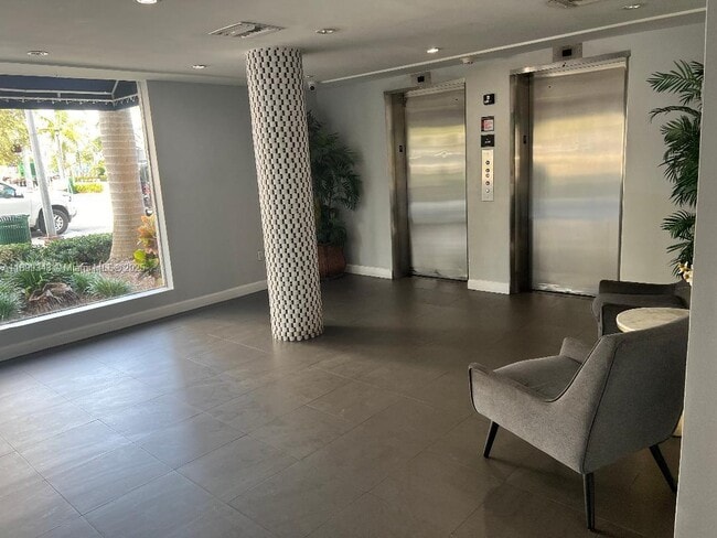 Photo - 1300 Lincoln Rd Unidad A101
