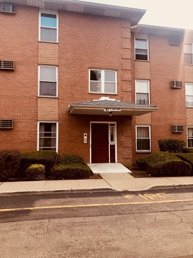 Building Photo - 38 Riverview Ct Rental