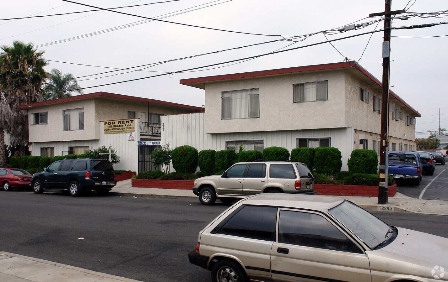 Peace & Quiet Apartments - Peace & Quiet Apartments
