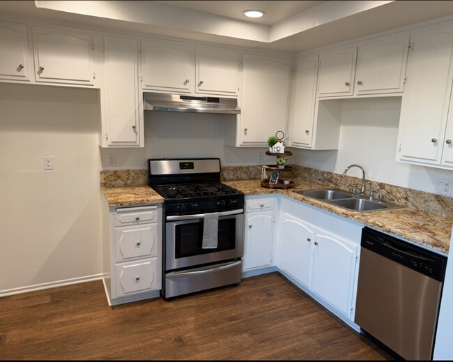 Photo - Castilian Park Apartments