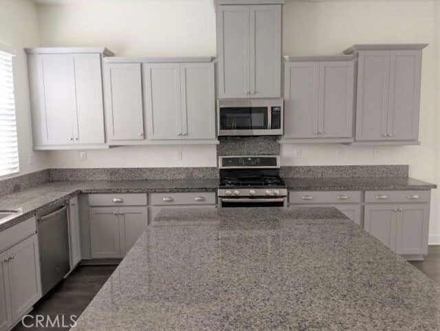 Photo - 15940 Ellington Wy