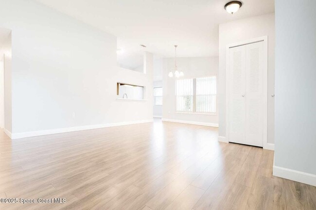 Photo - 747 Samuel Chase Ln