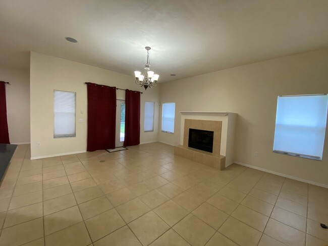 4 Bed/ 2 Bath 2200sqft Single Family Home ... - 4 Bed/ 2 Bath 2200sqft Single Family Home ...