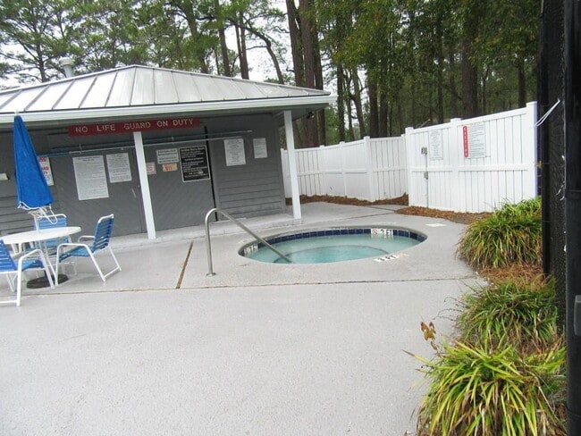 Photo - 10174 Beach Dr SW