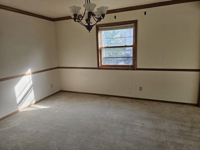 dining room - 2912 Ivanhoe Gln