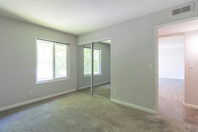 Pinewood Apartments