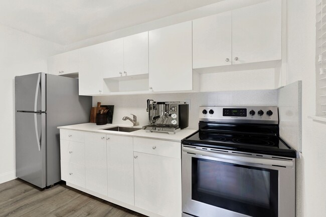 Photo - Ashley Place Apartments