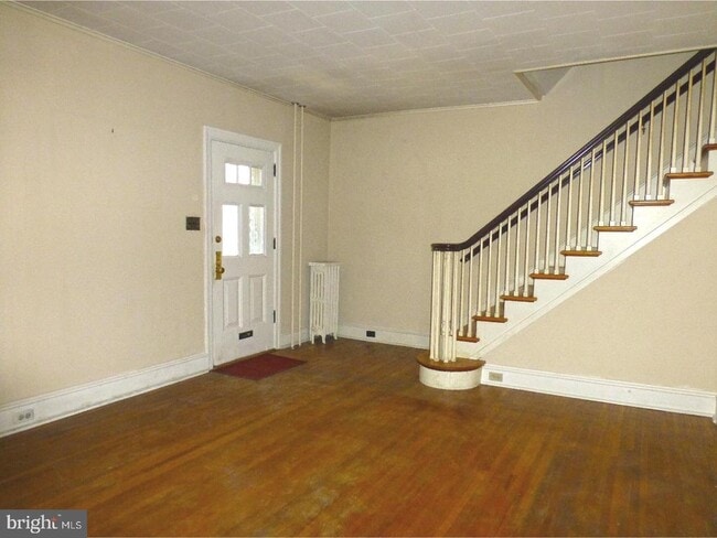 Photo - 209 S 7th Ave