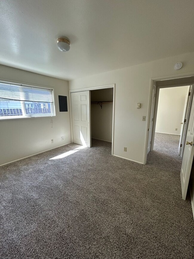Photo - (964) 2 Bedroom / 1 Bathroom Unit 05