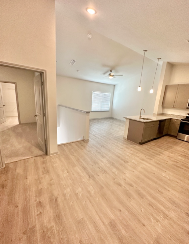Building Photo - 1101 Halsey Dr Rental