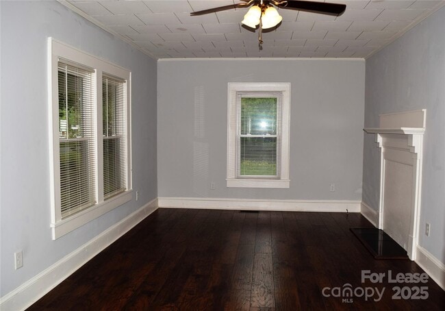 Photo - 234 N Eastway Dr