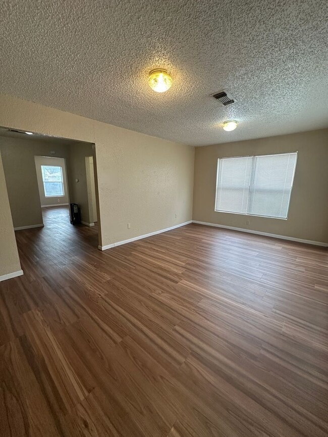 Photo - 3105 S Harrison- Duplex Unit B