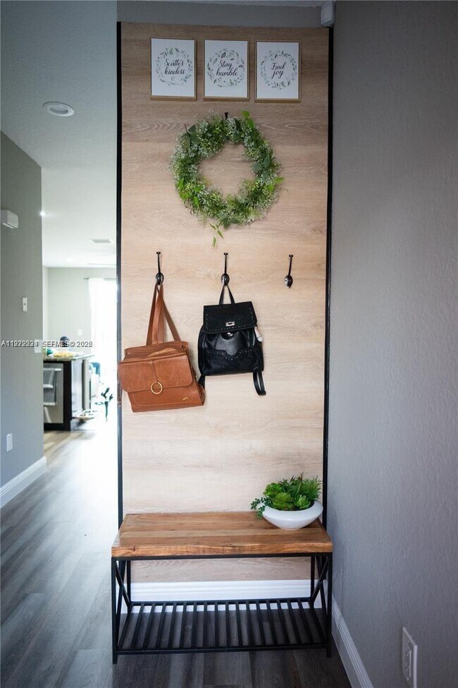 Photo - 7941 Catalina Cir