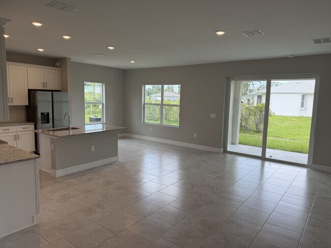 2307 Zuyder Terrace