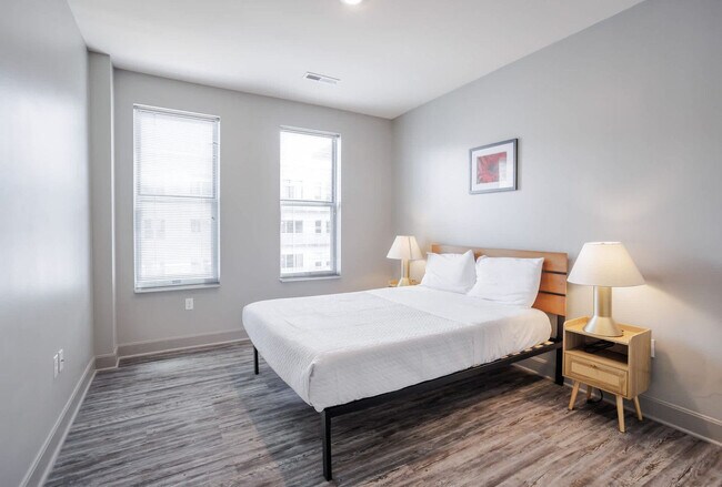 121 E Freedom Way Unit ID1257383P
