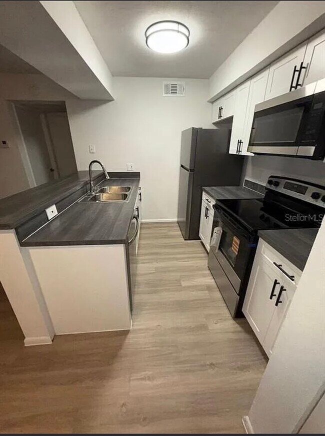 5313 Summerlin Rd