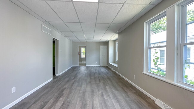 Photo - 808 E Main St