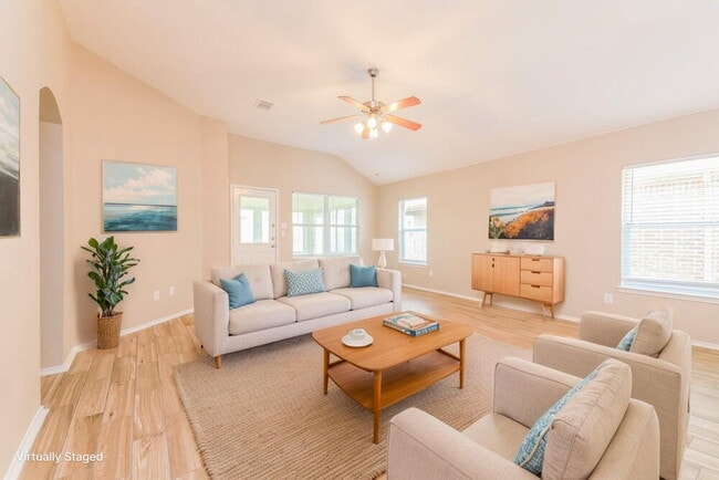Photo - 709 Fireberry Dr